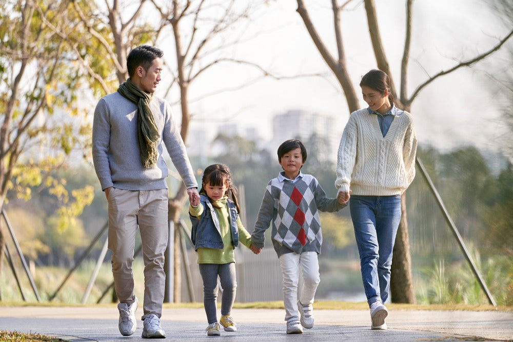 family in nature during screen detox